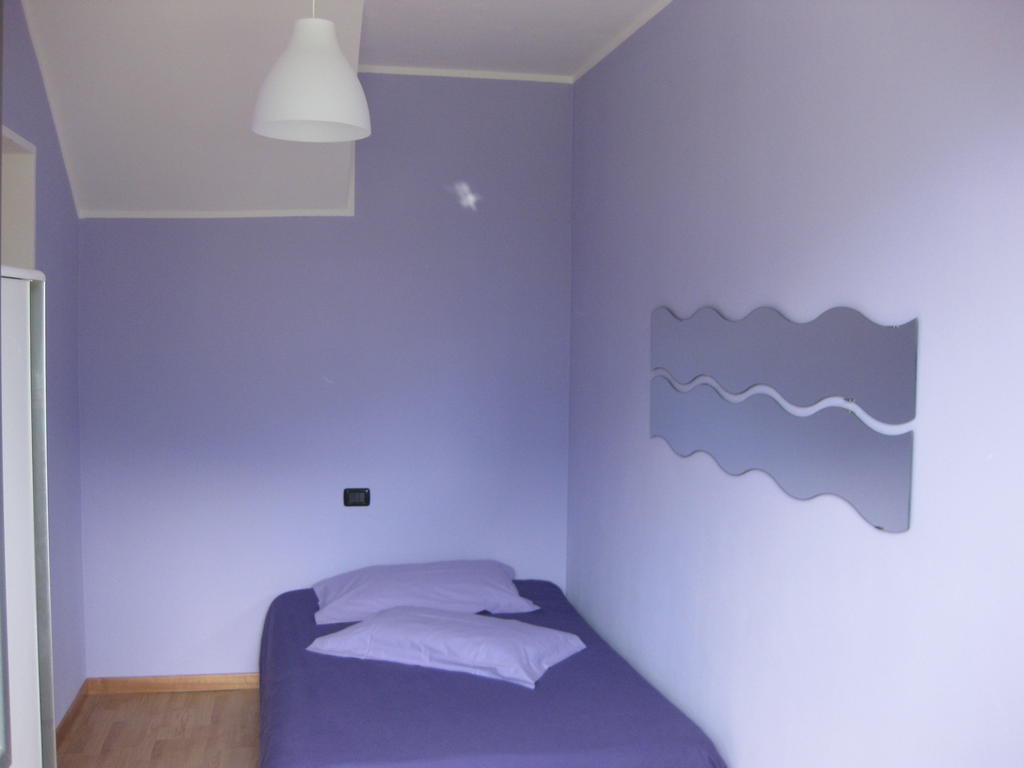 Casa Vacanze Zia Vivina B N Sorico Szoba fotó